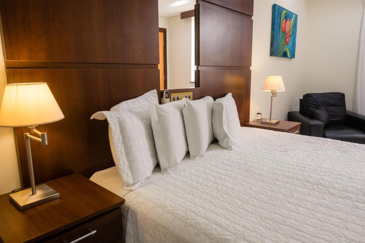 Ibituruna Center Hotel 瓦拉达里斯州长市 外观 照片