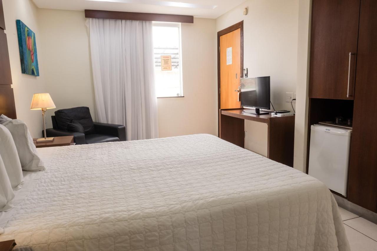 Ibituruna Center Hotel 瓦拉达里斯州长市 外观 照片