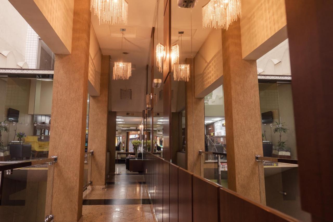 Ibituruna Center Hotel 瓦拉达里斯州长市 外观 照片