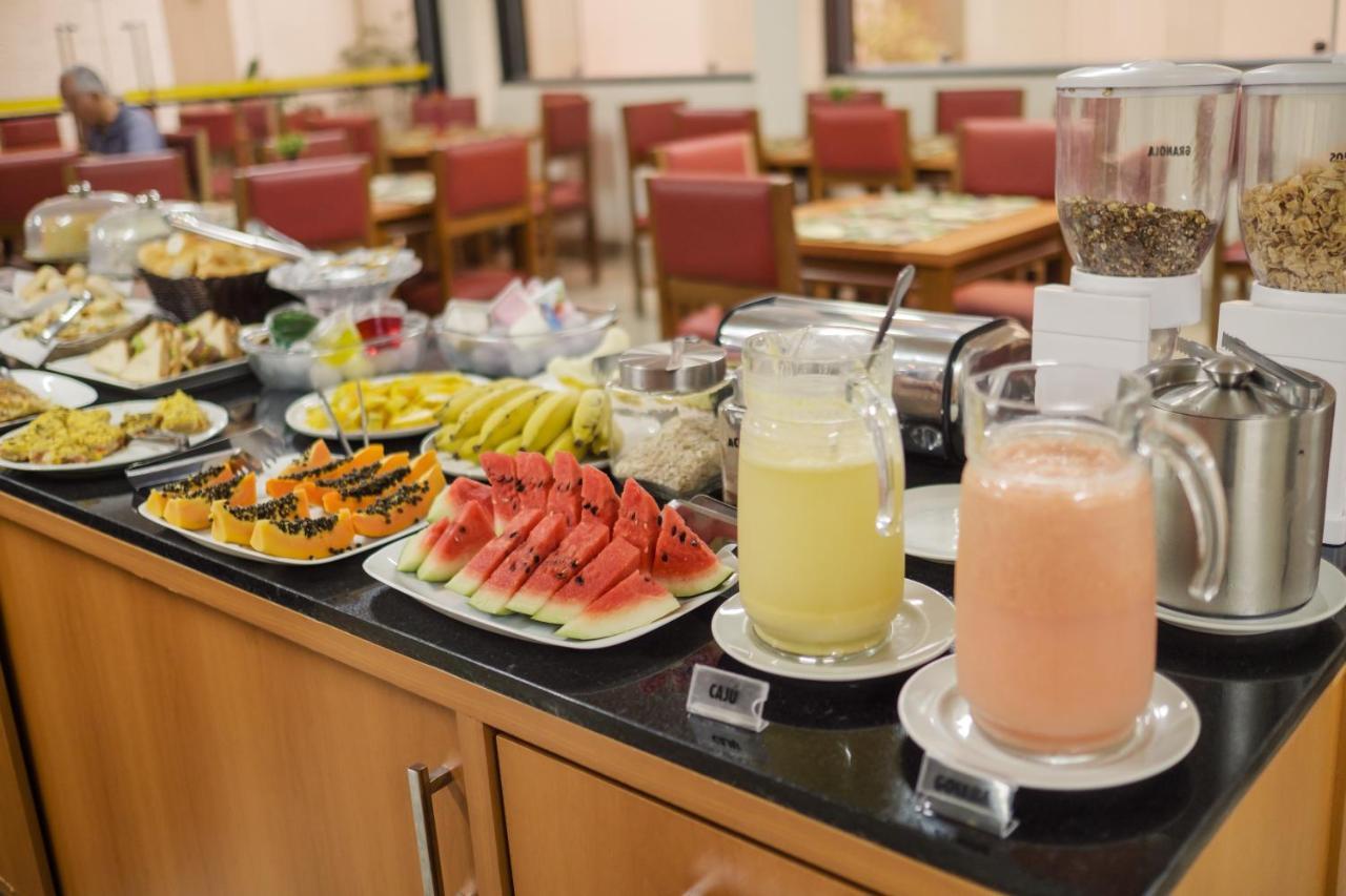 Ibituruna Center Hotel 瓦拉达里斯州长市 外观 照片